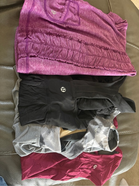 lululemon athletica Tops - 🚨4/$80🚨Lululemon tank Tops x4 Bundle!!  - Pink, Black, Gray